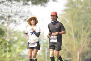 BIB: 41869, 45103
                            <button type="button" onclick="openModal(8399039)" class="btn btn-primary btn-sm float-right btn-popup" data-toggle="modal" data-target=".modal-high-quality">
                        <i class="fas fa-shopping-cart"></i> Add to Cart
                    </button>
                                            <button type="button" onclick="isThisMe(8399039, true)" class="btn btn-success btn-sm float-right btn-popup btn-isme hidden" data-toggle="tooltip" data-placement="bottom" title="นี่คือรูปของคุณใช่ไหม คลิกที่นี่เพื่อเอาเข้าอัลบั้ม">
                        <i class="fas fa-plus"></i> Add to album
                    </button>
                    <button type="button" onclick="isThisMe(8399039, false)" class="btn btn-warning btn-sm float-right btn-popup btn-isnotme hidden">
                        <i class="fas fa-ban"></i> Remove from album
                    </button>